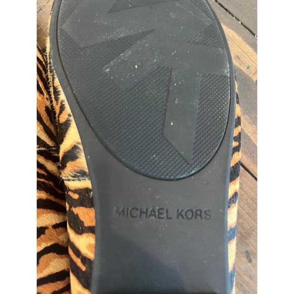 Michael Kors Animal Print Textured Loafer Women 6 Mobwife Old money Resort Club - Picture 7 of 14